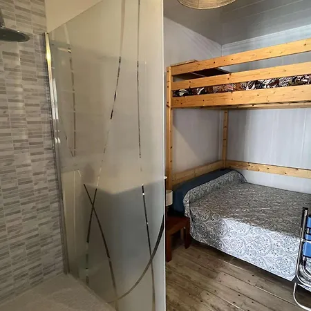 Holiday home Maison Confortable Proche Centre, Climatisee, 4 Personnes - Fr-1-701-88